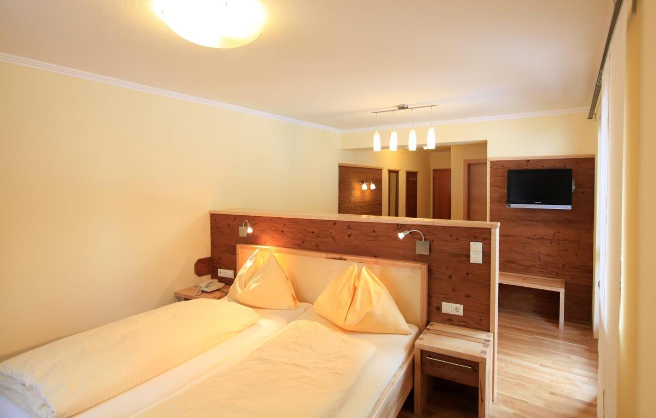 Hotel Laerchenhof Ramsau am Dachstein Ngoại thất bức ảnh