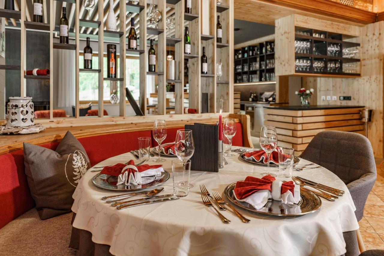 Hotel Laerchenhof Ramsau am Dachstein Ngoại thất bức ảnh