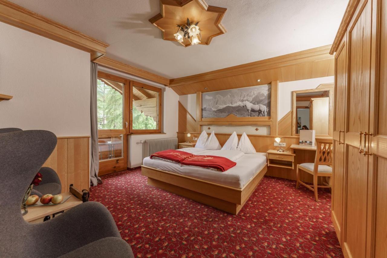 Hotel Laerchenhof Ramsau am Dachstein Ngoại thất bức ảnh