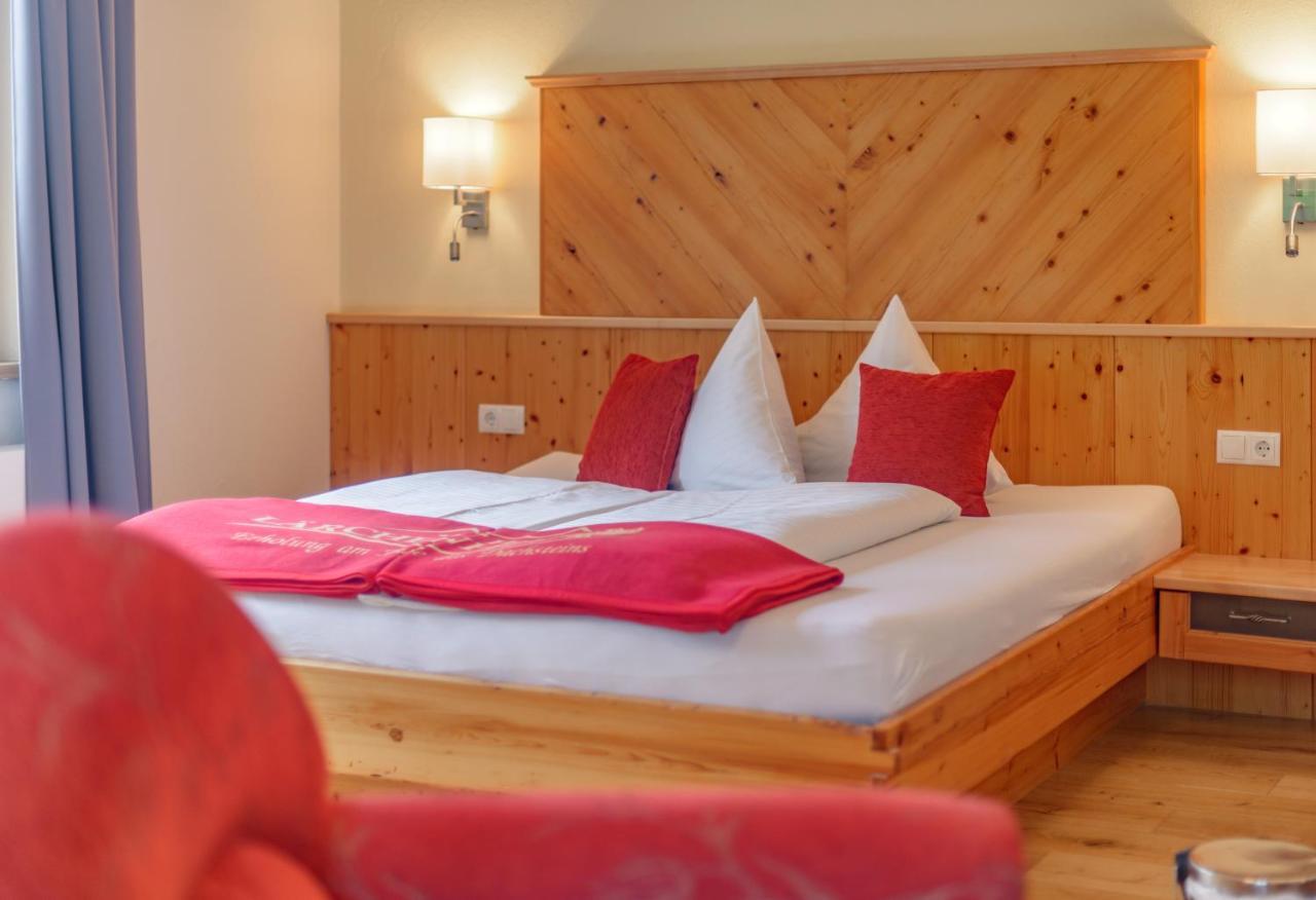 Hotel Laerchenhof Ramsau am Dachstein Ngoại thất bức ảnh