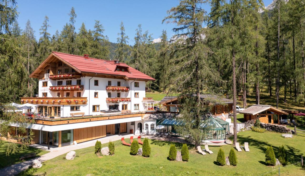 Hotel Laerchenhof Ramsau am Dachstein Ngoại thất bức ảnh