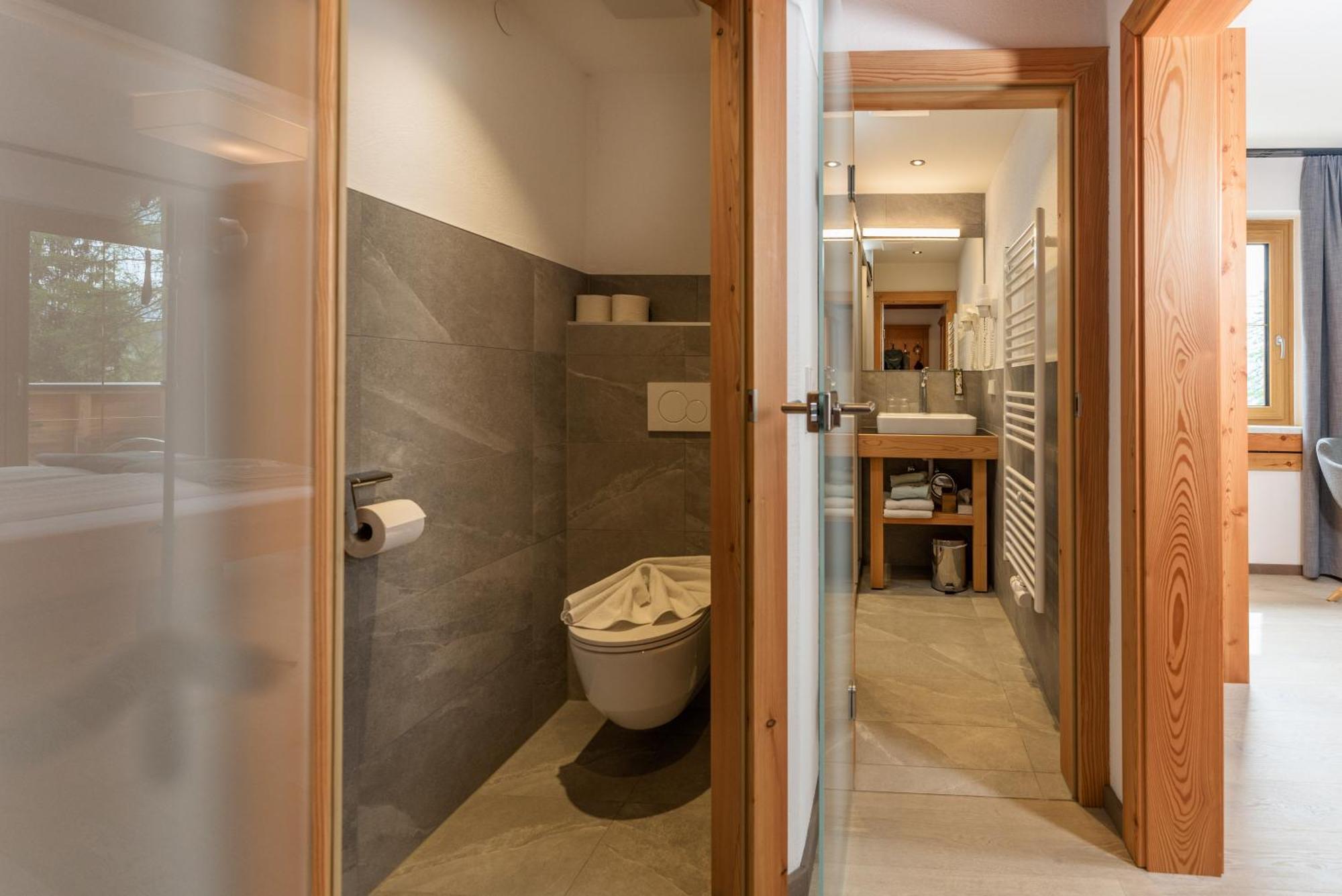 Hotel Laerchenhof Ramsau am Dachstein Ngoại thất bức ảnh